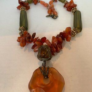 MAYA ANGELISTA BIG BEST 1980'S NECK PIECE AMBER BRASS GLASS